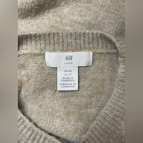 H&M Women’s Knitted Cream Sweater in Extra-Small - Picture 7 of 11